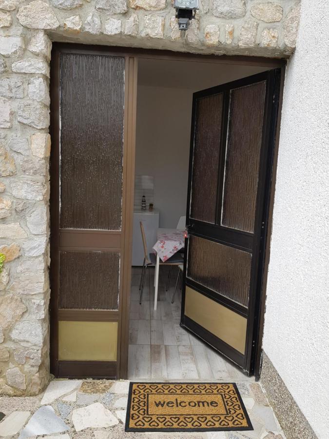 Apartments Dora And Tonka Krk Porat  Zewnętrze zdjęcie
