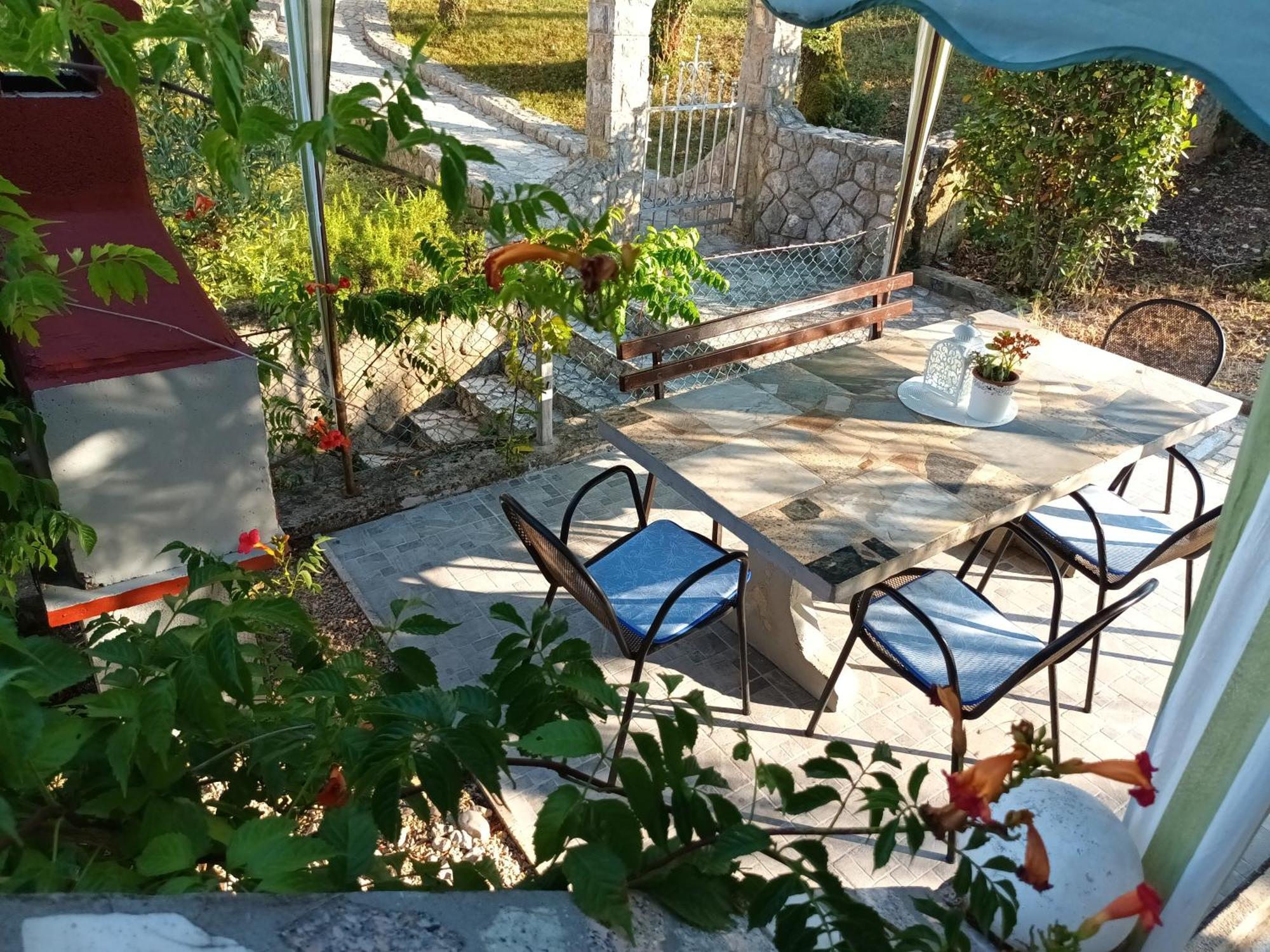 Apartments Dora And Tonka Krk Porat  Zewnętrze zdjęcie
